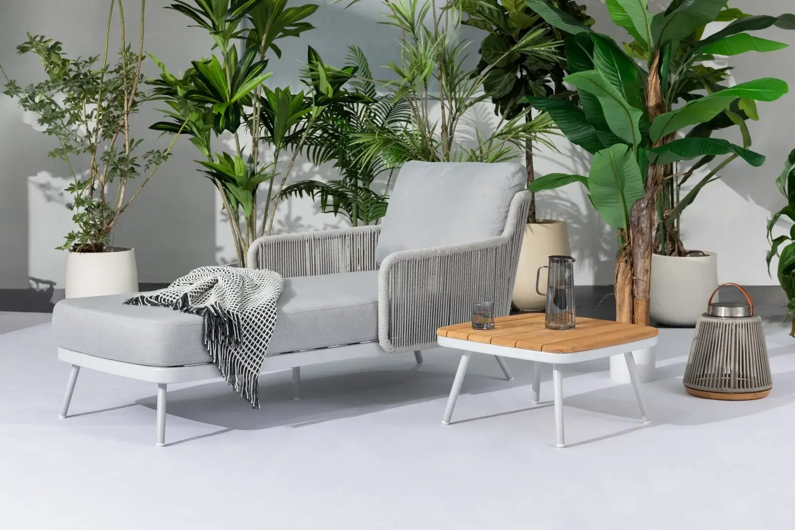 Toma Rope Sunlounger — The Lounge Set outdoor furniture, view 3 | KCK.Outdoor