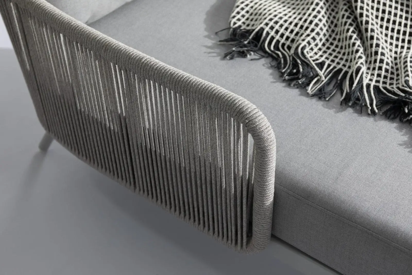 Toma Rope Sunlounger — The Lounge Set outdoor furniture, view 5 | KCK.Outdoor